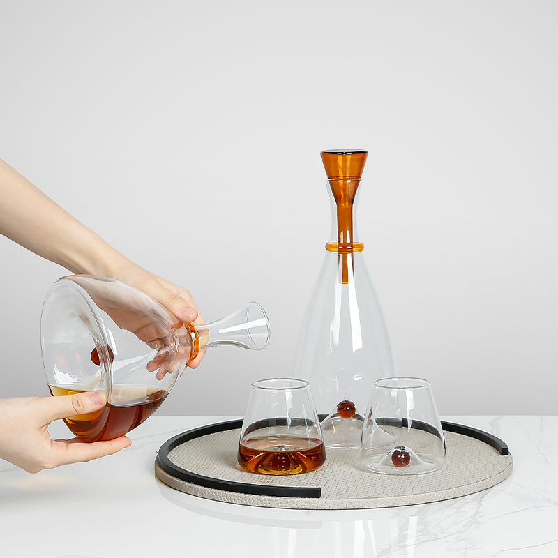 Home Bar And Cabinet - قارورة زجاجية عصرية بتصميم بسيط للمنزل